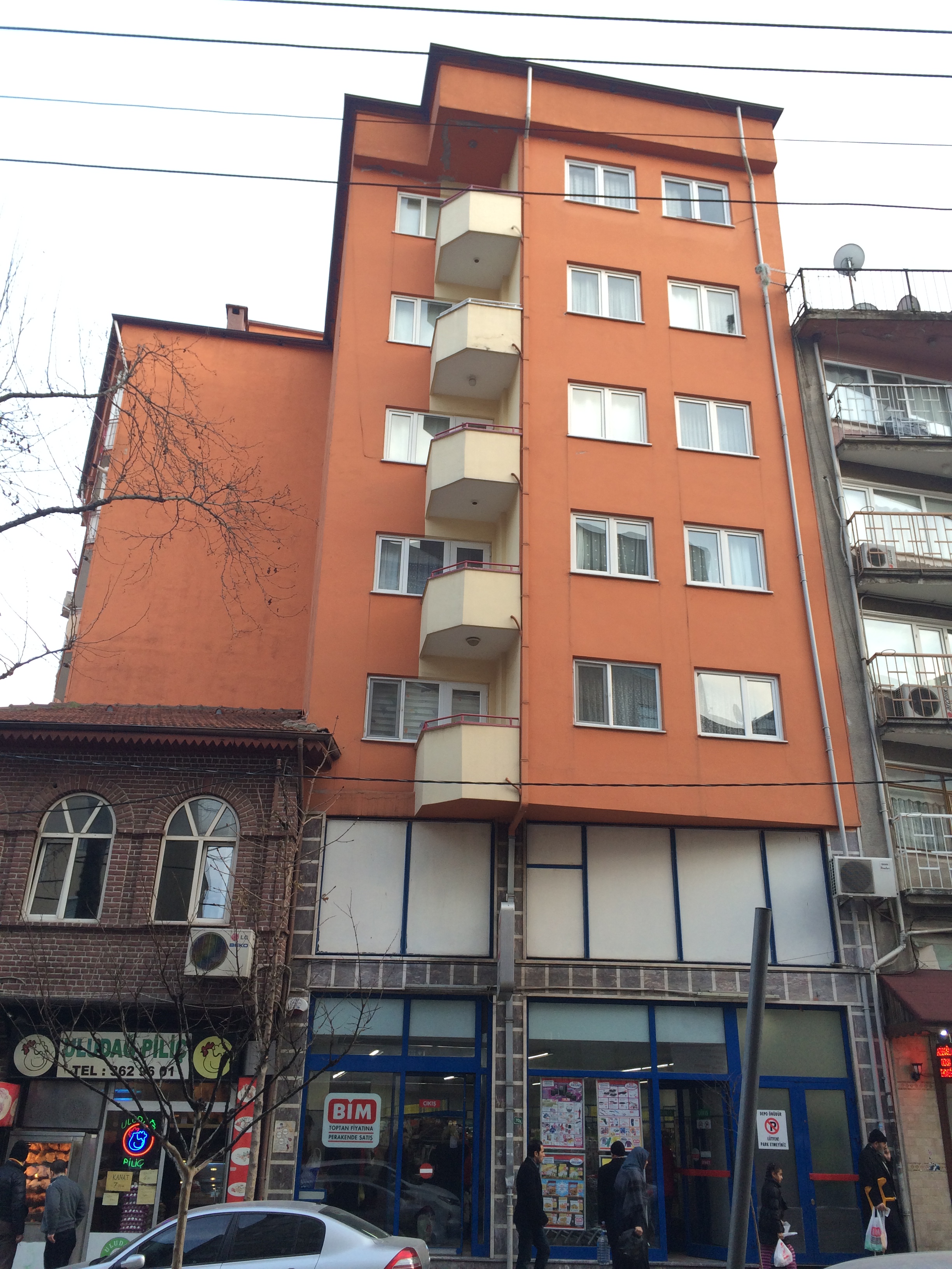 Kurtuluş Cad. 2 Apt. (1985)