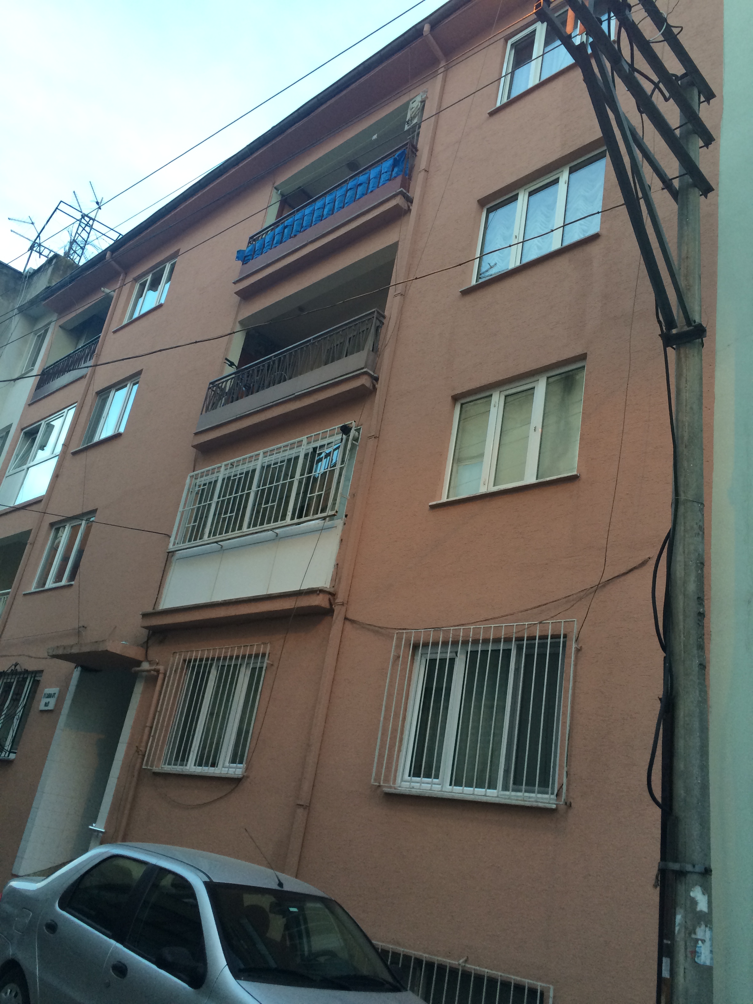 6. Uzun Sk. 1 Apt. (1983)