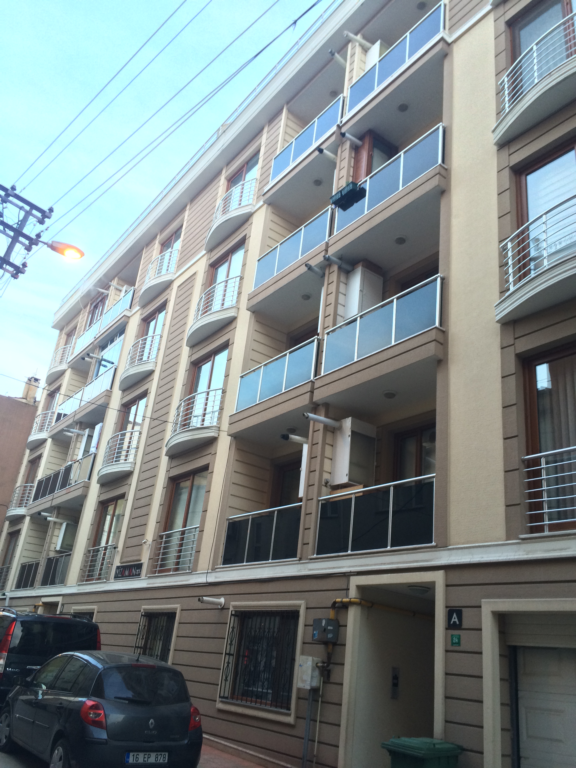 6. Uzun Sk. 2 Apt. (2006)